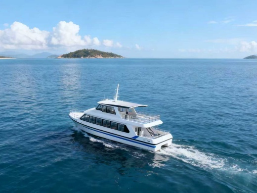 CYG-2025型应急救援快艇 - 主视图